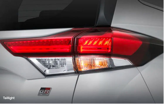 FWD는 프리 소유 차량 2685 밀리미터 차축 거리 전기 SUV 고급 175 킬로미터 / Ｈ를 운전합니다