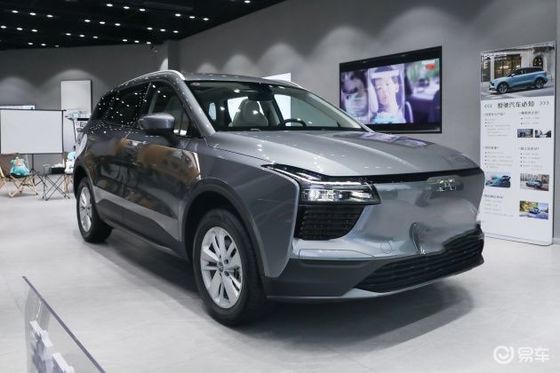 160Km/H 속도와 403 킬로미터 원거리 순수한 전기 자동차 AIWAYS U5