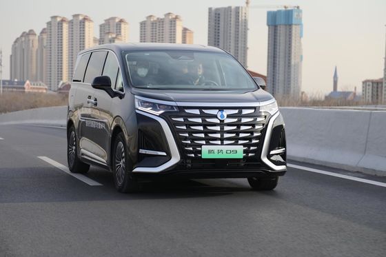 덴자 D9는 하이브리드 전기 차량 4 차륜 구동 MPV 1.5T 엔진 139HP 180 km/H에 플러그를 꽂습니다