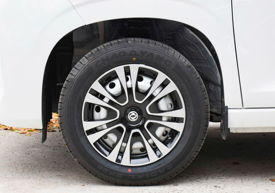 왼쪽으로 전기 MPV 자동차 다기능 전기 가족 차량 펑온 E380을 조종하기