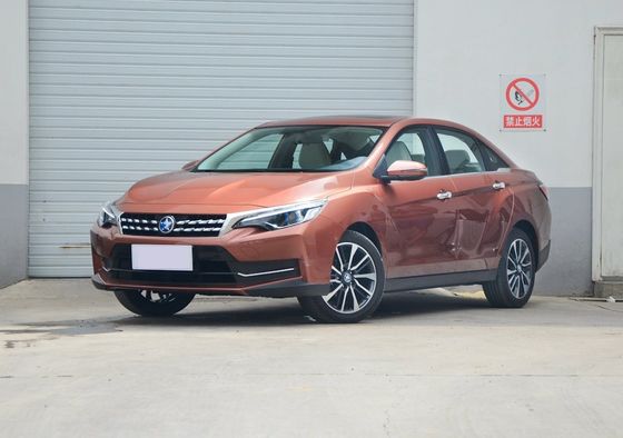 동펑 닛산 자동차 베누키아 D60 EV 2500 밀리미터 - 3000 밀리미터 차축 거리 왼손 드라이브 자동차