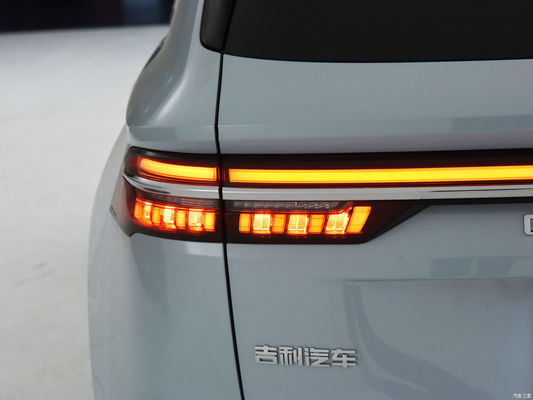 지리 싱유에 Ｌ 몬야로 중고 전기 자동차 SUV 2.0T 7DCT 325N.M