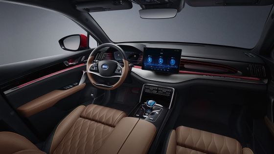 635 킬로미터 고성능 전기 자동차