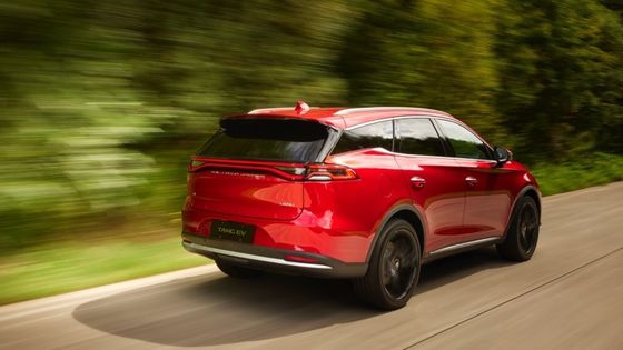 635 킬로미터 고성능 전기 자동차