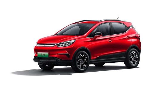 301 킬로미터 고급 전기 SUV