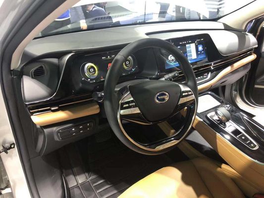 GAC 아이온 Ｓ 매체 전기 자동차 한 개의 Ｅ 모터 135kW 고급 세단형 승용차 자동차