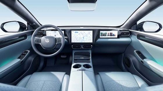 레아프모터 C01 고성능 전기 자동차 EV 180 킬로미터 / Ｈ 2930 밀리미터 차축 거리