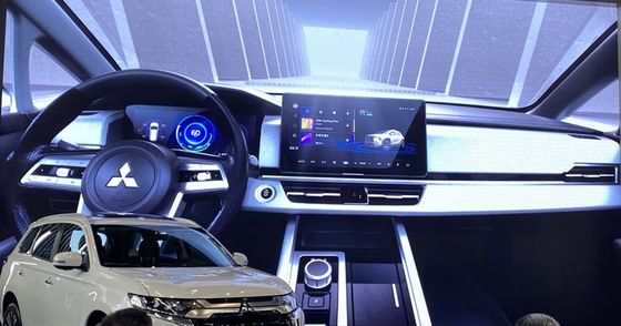 어른들을 위한 미츠비시 아이르트레크 소형 SUV EV 전기 자동차 175 킬로미터 / H 500 킬로미터 범위