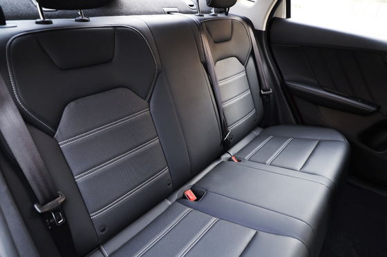 셋으로 이루어진 리튬 배터리 BYD E3 전기 자동차 130 km/H는 401 킬로미터 FWD 전기 자동차를 정렬시킵니다