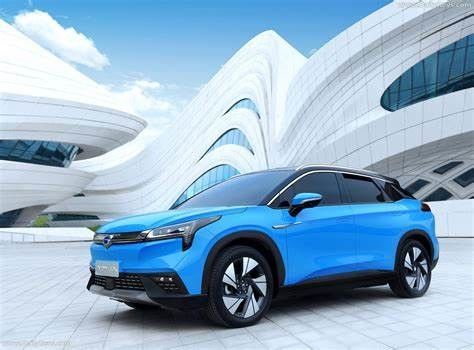 110 km/H GAC 아이온 전기 자동차 5 문 5 인승 세단형 승용차 리튬 이온 전지