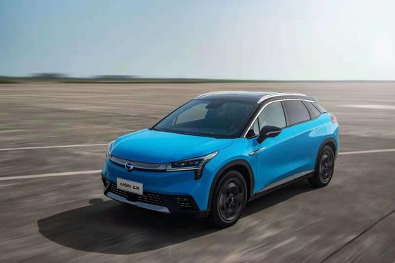 110 km/H GAC 아이온 전기 자동차 5 문 5 인승 세단형 승용차 리튬 이온 전지