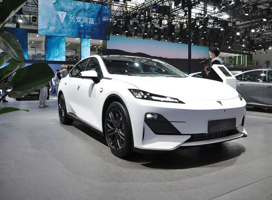 장안 Sl03 자동차 고성능 전기 자동차 다섯 문 5가 4 바퀴를 위치시킵니다