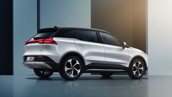 160Km/H 속도와 403 킬로미터 원거리 순수한 전기 자동차 AIWAYS U5