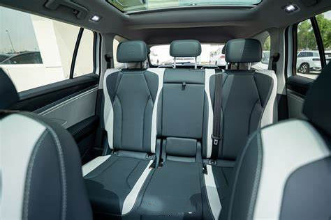 601 킬로미터 원거리 EV 자동차 폭스바겐사 Id. 6 크로즈즈 Pure+ 7 인승 전기 SUV