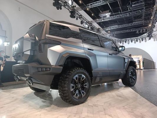 대용량 EV 자동차 둥펑 멘시 M-히로 917 EV 생산 시작 1000 HP 505 Km 범위 하에 후드