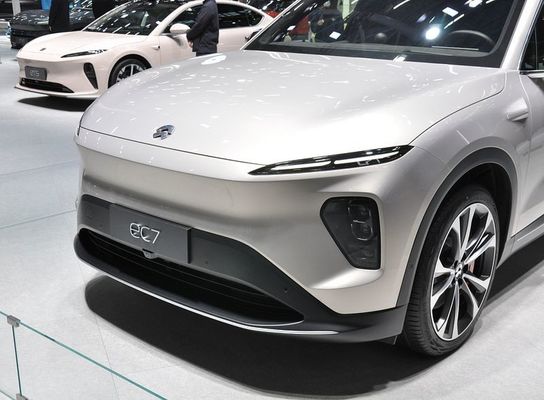 SUV At NIO EC7 75kWh 전기 자동차 480kW를 공급하는 모터
