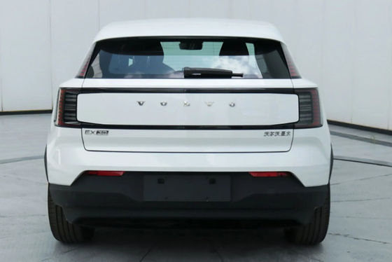 소형 볼보 전기 SUV 고급 및 장거리 EV Volvo EX30 실행