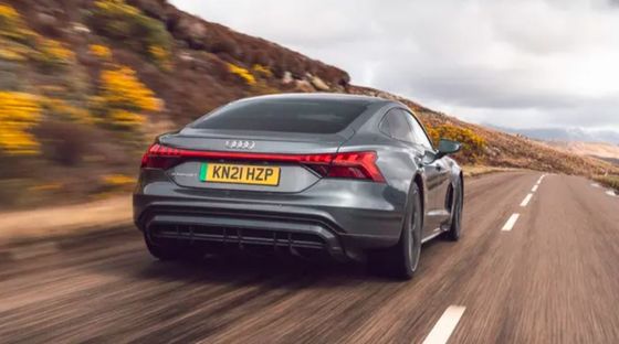 2023 아우디 e-Tron GT 최고 4도어 전기차 673마력 480km CLTC 및 93.4kwh 배터리 용량