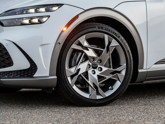 제네시스 GV60 업마켓 전동자동차 76.4kwh 배터리 350Nm 토크 부스트 & 드리프트 모델