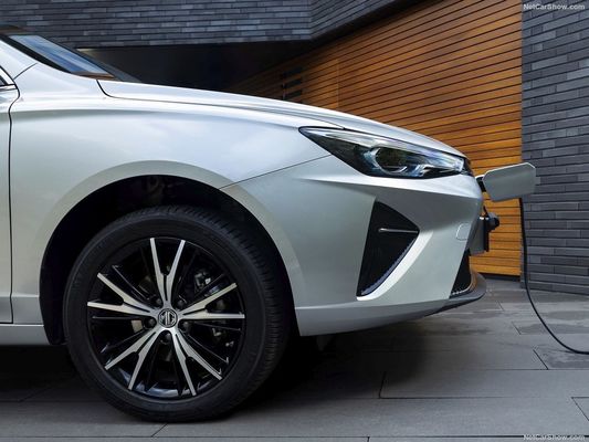 MG 5 EV에서 방대한 편안한 모든 전기 자동차 344km의 괜찮은 범위와 슈퍼 충전 능력