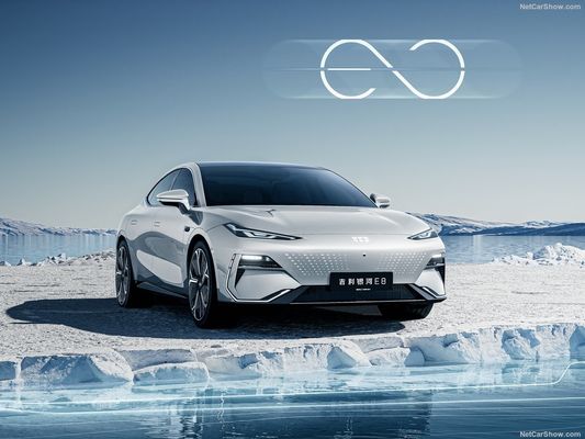 지일리 갤럭시 E8 EV 전기 자동차 2024 550Kw 맥스 뉴 에너지 차량 세단 단 엔진으로 190km/H 최대 속도