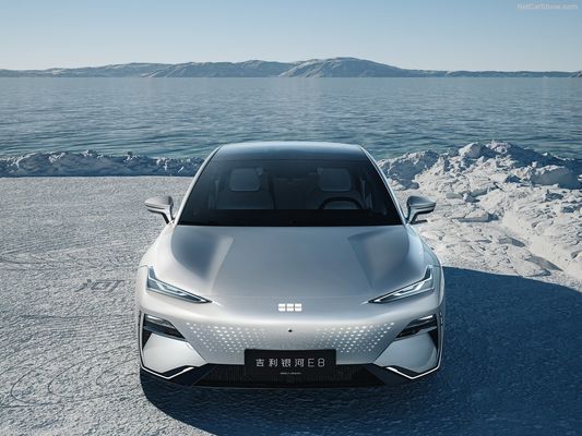 지일리 갤럭시 E8 EV 전기 자동차 2024 550Kw 맥스 뉴 에너지 차량 세단 단 엔진으로 190km/H 최대 속도