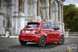 2024 FIAT 500e FWD 미니 전기 자동차 42kwh 배터리 최고 속도 94mph