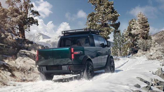 8 피트 침대와 방대한 저장실 내부를 가진 특수 제작된 TRCUK Canoo 픽업