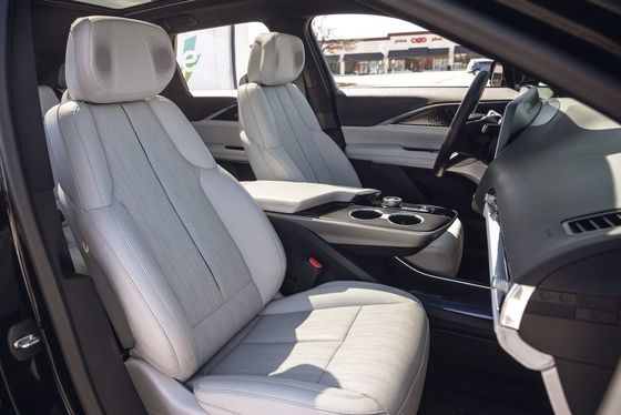 2024 캐딜락 리릭 308마일 거리 더 우아한 객실