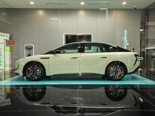 2024 순수 전기 홍치 EH7 전기 자동차 820km 범위