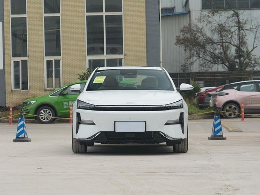 2024 기일리 L6 플러그인 하이브리드 전기 자동차 1370km 범위