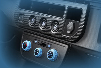 슈퍼 로딩 용량 6m3 부피 220N.m 토크 RWD 모델 Farizon Xingxiang V NEW 에너지 트럭