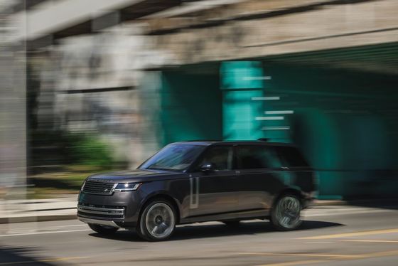 강력한 환경용 전기차 Range Over P550e 강한 하이브리드 파워트레인 w 강한 하이브리드 파워트레인 242km/h 속도