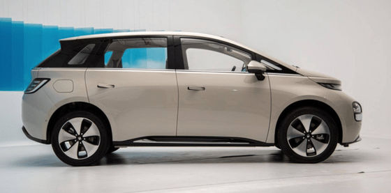 신형 EV CAR 바오준 웅두 맥스 가장 똑똑한 전기 MPV 460km 범위와 차선을 변경, 오버타크, 혼자 주차 할 수 있습니다