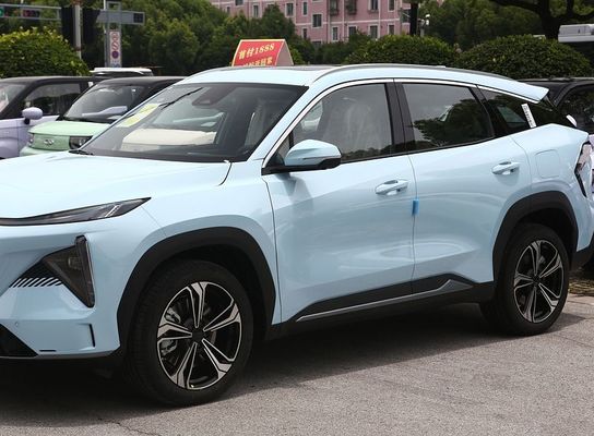 2024 지일리 갤럭시 L7 1.5T 범위 115KM PHEV 하이브리드 전기 차량에 새로운 에너지 플러그 컴팩트 가족 SUV 전기 자동차