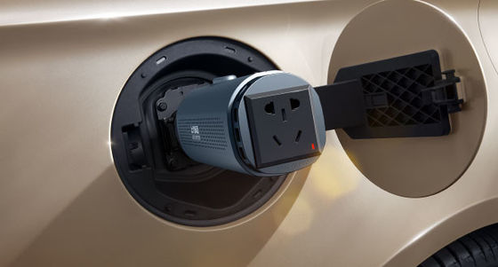 NEDC501Km 주행 범위 Roewe Ei5 MPV 순수 전기 차량 최고 속도 185km/h 8.3sec 0-100km/h 가속