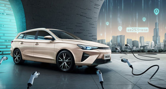 NEDC501Km 주행 범위 Roewe Ei5 MPV 순수 전기 차량 최고 속도 185km/h 8.3sec 0-100km/h 가속