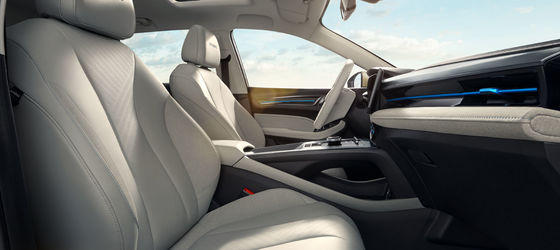 NEDC501Km 주행 범위 Roewe Ei5 MPV 순수 전기 차량 최고 속도 185km/h 8.3sec 0-100km/h 가속