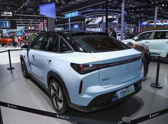 2024 리반 7 지엘리 루일란 7 EV 자동차 LHD 주식 배터리 450km EV 자동차 신 에너지 차량 자동차 순수 전기