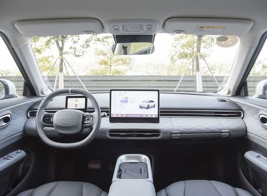 순수 전기차 둥펑 나노 01 2024 330리터 최고속도 140km/h 중국 뉴 에너지 전기차