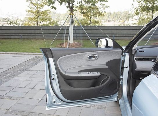 순수 전기차 둥펑 나노 01 2024 330리터 최고속도 140km/h 중국 뉴 에너지 전기차