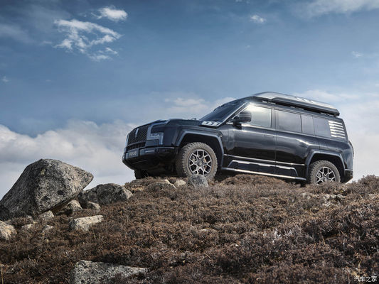 전판매 2024 베이징 오토쇼 BYD 양광 U8 2024 럭셔리 오프로드 차량 1197hp 4모터 4wd 전기 자동차 Byd U8 하이브리드