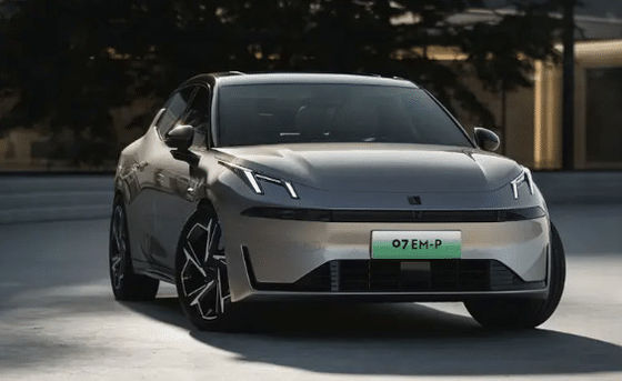 오늘 최신 출시 LYNK & CO 07 EM-P 126km 장거리 프로 PHEV 160 kW 전기 모터 & 350N.m 토크 새로운 에너지 차량