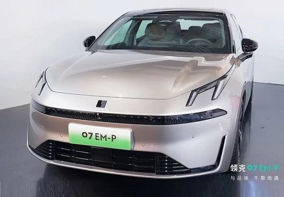 오늘 최신 출시 LYNK & CO 07 EM-P 126km 장거리 프로 PHEV 160 kW 전기 모터 & 350N.m 토크 새로운 에너지 차량