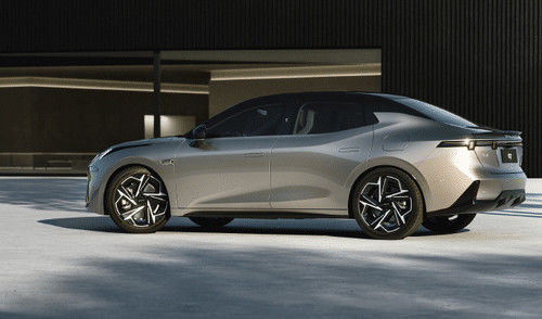 오늘 최신 출시 LYNK & CO 07 EM-P 126km 장거리 프로 PHEV 160 kW 전기 모터 & 350N.m 토크 새로운 에너지 차량