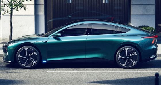 자율주행 로봇 2024 Jiyue01 200kw 모터 파워 272 PS 550km CLTC 범위 순수 전기 자동차 최고 속도 200km/h