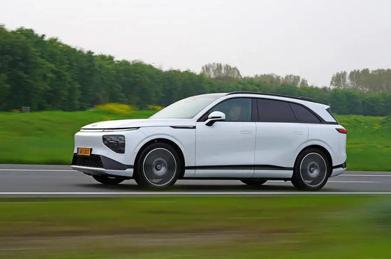 새로운 프리미엄 전기 SUV -Xpeng G9 2024 570km pro 230 엔진 전력 430N.m 토크 6.4sec 0-100km/h 가속