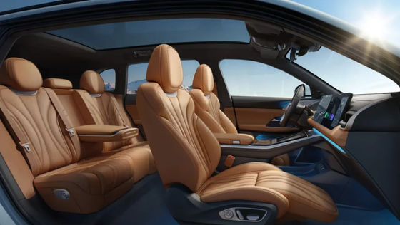 새로운 프리미엄 전기 SUV -Xpeng G9 2024 570km pro 230 엔진 전력 430N.m 토크 6.4sec 0-100km/h 가속