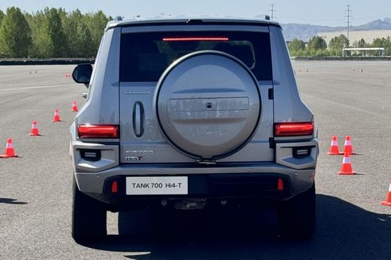 GWM TANK 럭셔리 오프로드 SUV PHEV AWD 드라이브 트레인 190km/h 최고 속도 3.0t 360PS V6 엔진과 0.4h 빠른 충전 시간