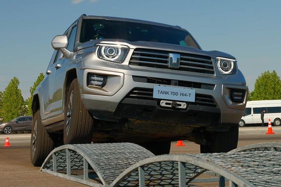 GWM TANK 럭셔리 오프로드 SUV PHEV AWD 드라이브 트레인 190km/h 최고 속도 3.0t 360PS V6 엔진과 0.4h 빠른 충전 시간